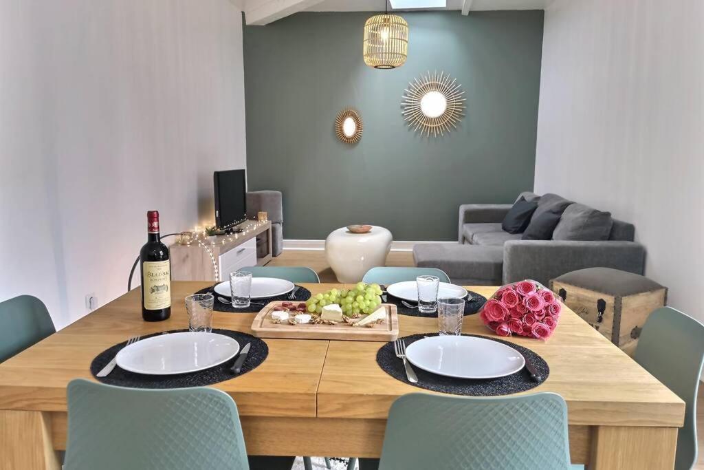 Ferienwohnung Le Beau Lieu # Hyper Centre # Proche Des Quais Cognac Exterior foto
