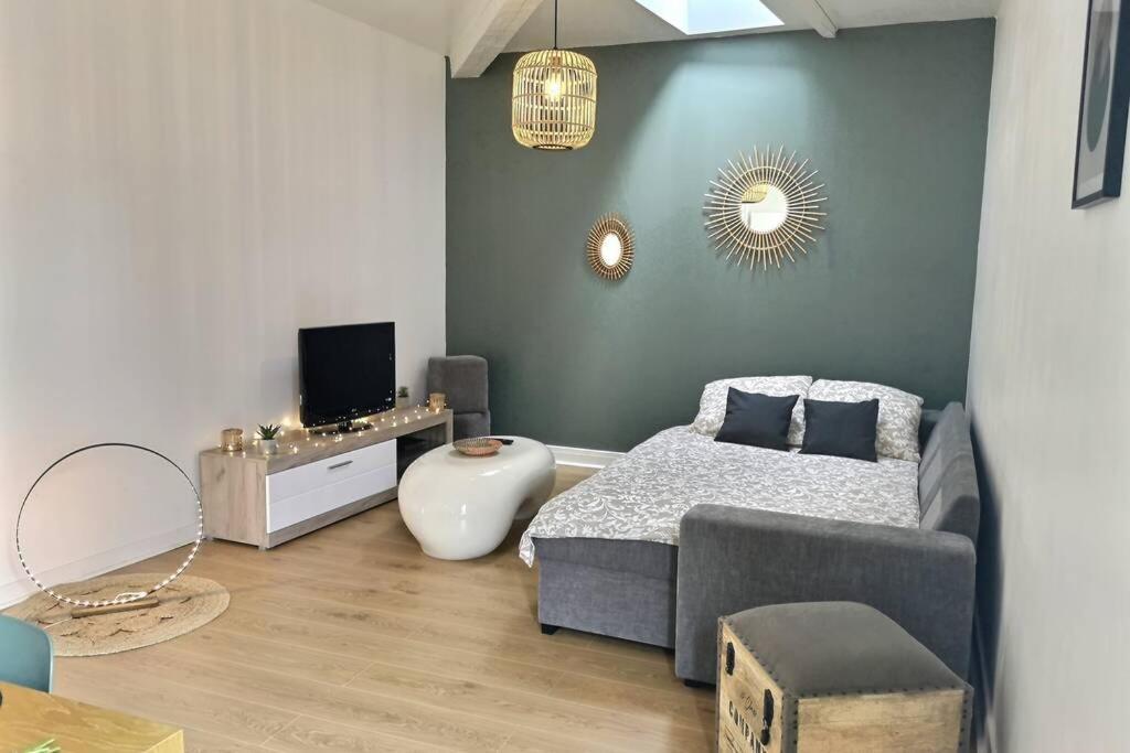 Ferienwohnung Le Beau Lieu # Hyper Centre # Proche Des Quais Cognac Exterior foto
